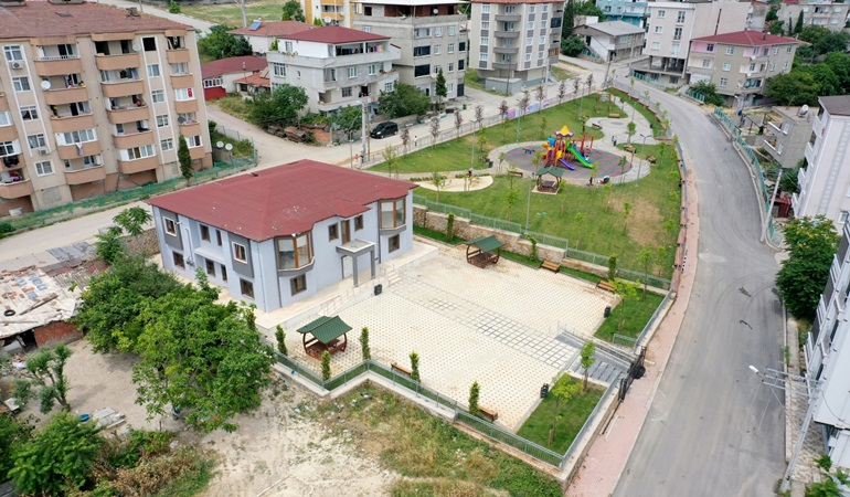 Dilovası’nın yeni parkı hizmete girdi