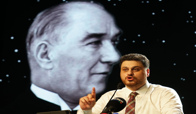 Diyanet’e uyarı: Atatürk sayesinde makam sahibi olanlar O’nu yok sayamaz