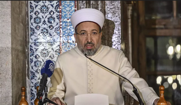 Diyanet'te gelen gideni aratıyor!