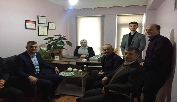 Diyetisyen, Gölcük'te hzmete açıldı