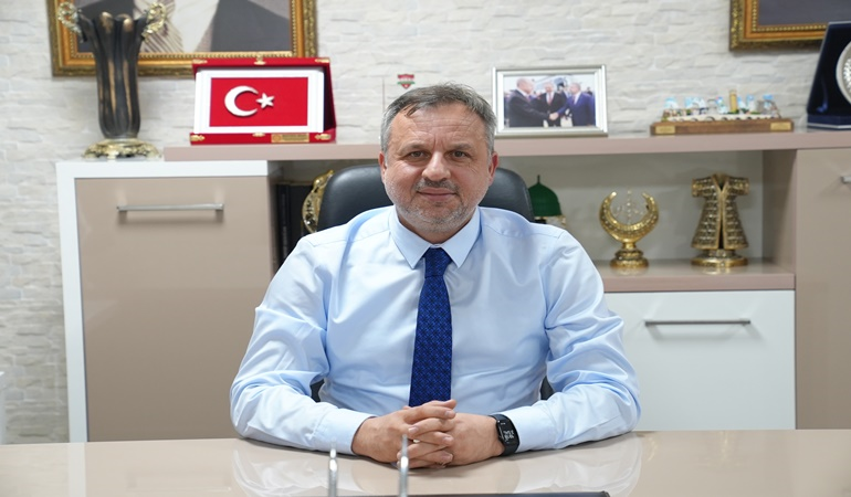 Dokuzlar’dan Ercan’a: Önce kokan tuvaletleri temiz tutun