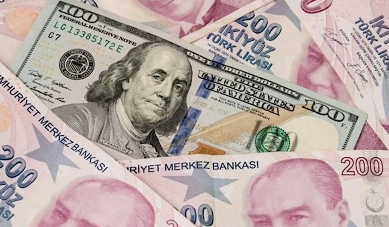 Dolar yeni haftaya rekorla başladı