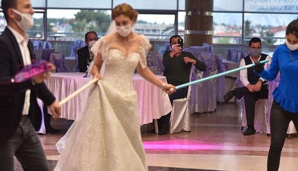 Düğünler için tarih belli oldu