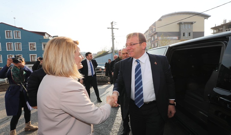 Ekrem İmamoğlu İzmit’te