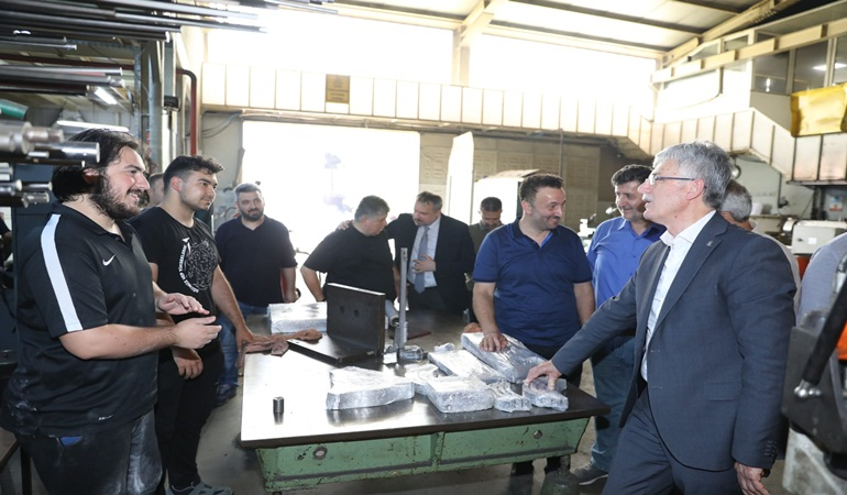 Ellibeş: Krizin etkisi altında milletimizi ezdirmedik, ezdirmeyeceğiz