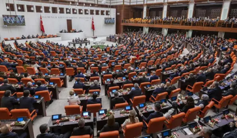 Emekli maaşlarının artması için kanun teklifi