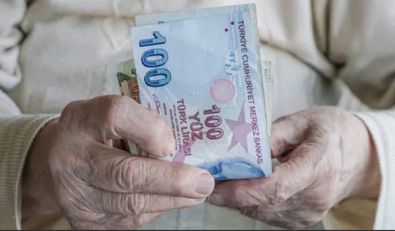 Emeklilerin bayram ikramiyesi ne kadar olacak?