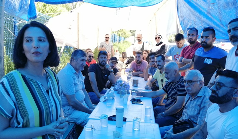 EMEP'ten Corning işçilerinin çocuklarına hijyen malzemesi desteği