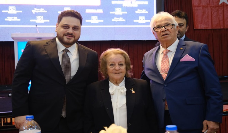 En kanlı cümle mezhep kavgası