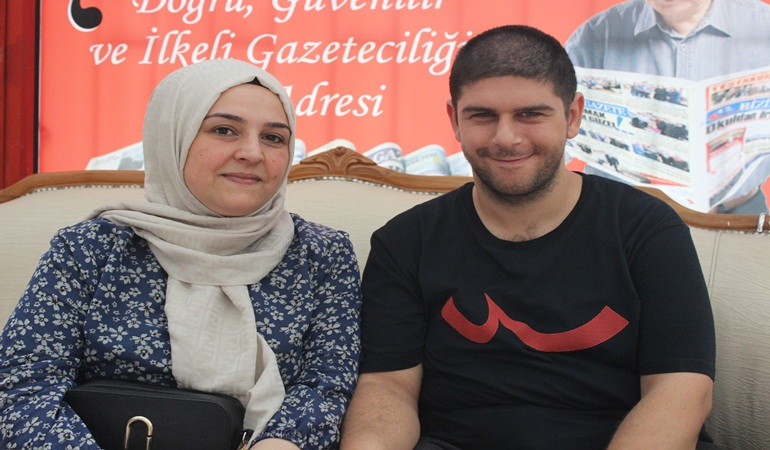 Engelli oğluna iş istiyor