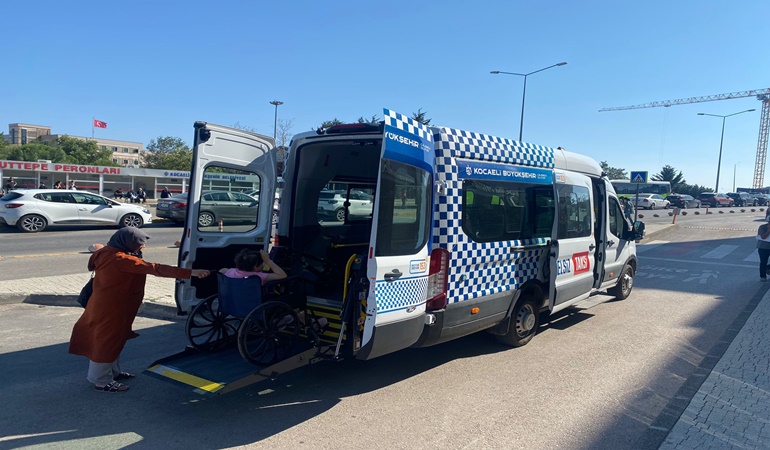 Engelsiz Taksi ile binlerce kişiye ulaşım desteği