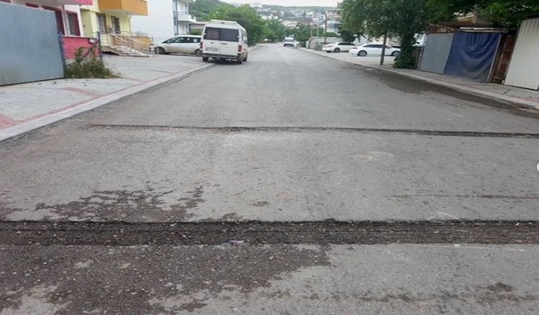 Ercan Umutlu Büyükşehir’e yüklendi: Bozduğunuz asfaltı düzeltseydiniz!