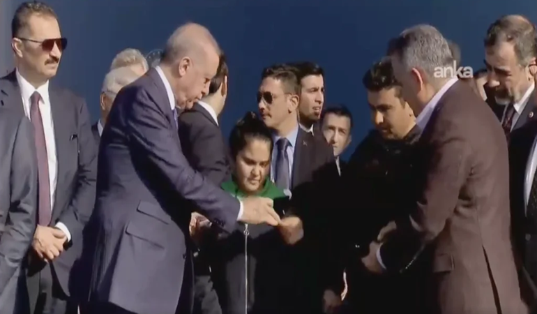 Erdoğan'dan baba ve kızına 200 TL harçlık