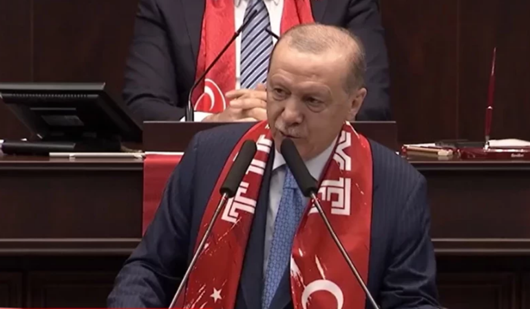 Erdoğan yine kendisini savunmadı, saldırdı!