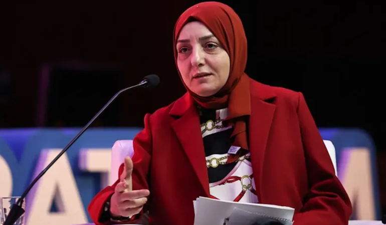 Erdoğan'ın kadın danışmanı da ağzını bozdu!