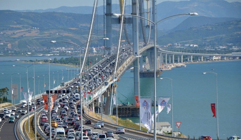 Erdoğan’ın sözünü yere düşürmediler, zammı ertelediler