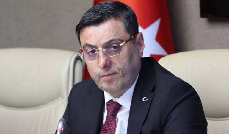 Erdoğan partiyi kapatsa daha çok oy alır