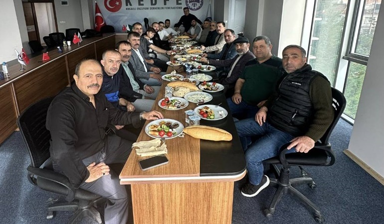 Erzurumlular kahvaltıda buluştu