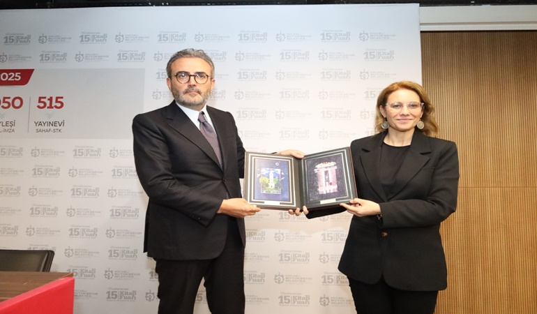 Eski bakan Mahir Ünal: Yaşadığımız en büyük sorun anlam kaybıdır