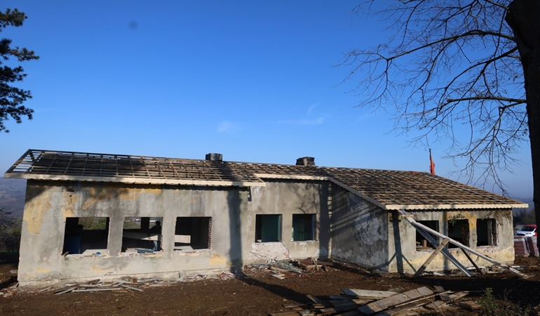 Eski okul binası modern bir sosyal tesise dönüştürülecek