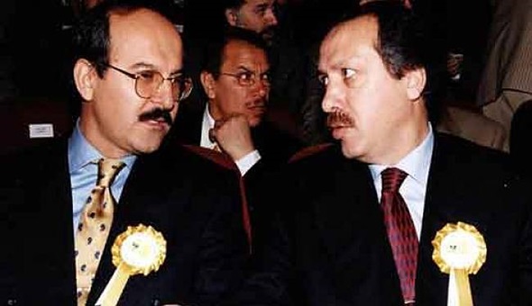 Eski yol arkadaşı Tayyip Erdoğan'a tepki gösterdi