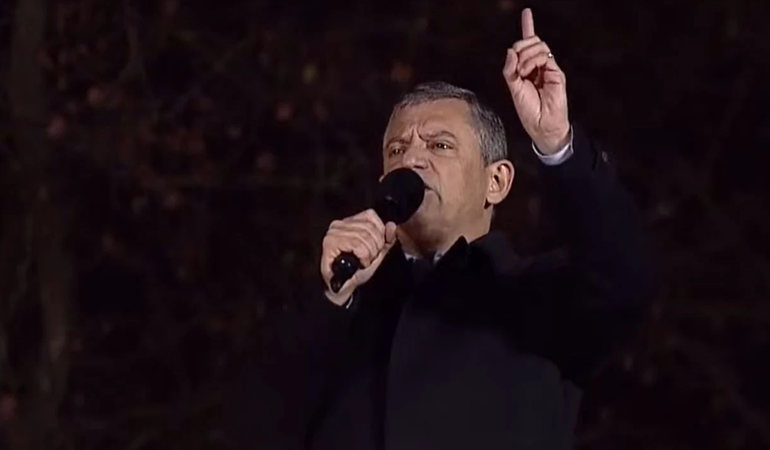 Ey Erdoğan yüzde 29 ile seni orada oturtmam!