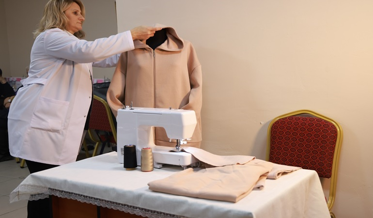 Fabrika gibi kurs merkezi! Moda ve istihdama güçlü destek