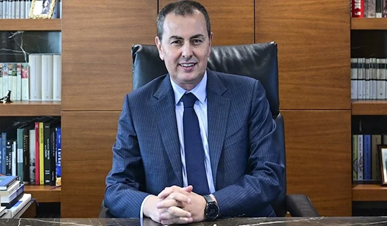 Faiz ve kredide olacakları anlattı