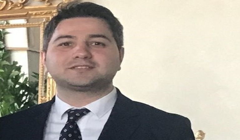 Ferhat Selvi AKP’den Körfez Belediye Başkanlığı’na aday mı?
