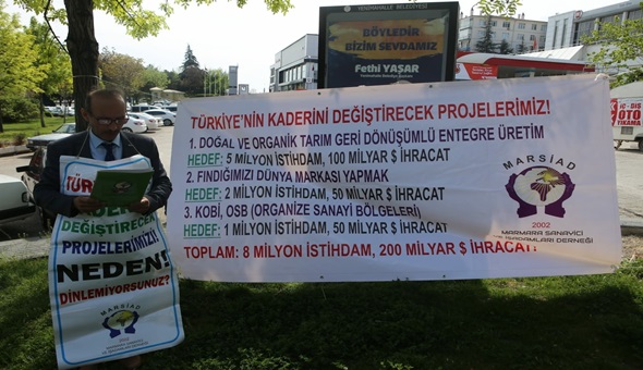 Festivalleri ve dansları bırak, işçine bak!