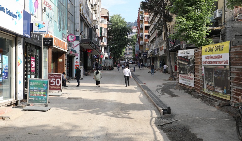 Fethiye Caddesi’nin üst yapı çalışmalarında ilk etap tamam!
