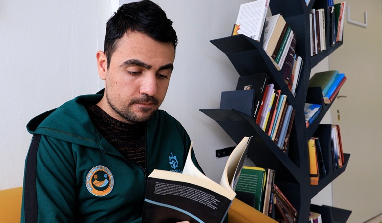 Fırat’ın hayalleri Cemil Meriç’le gerçek oldu