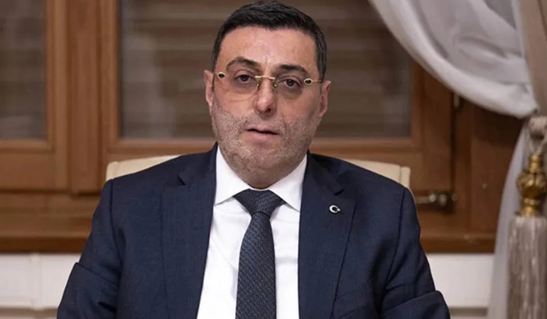 Fon vurgununu eleştirdi, troller saydırmaya başladı!