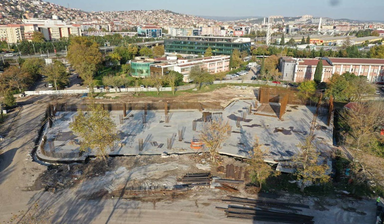 Fuar alanı yok edildi, Millet Bahçesi ile övünmemiz isteniyor