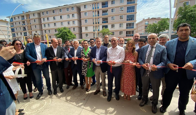 G&Z Boutique, görkemli bir törenle hizmete girdi