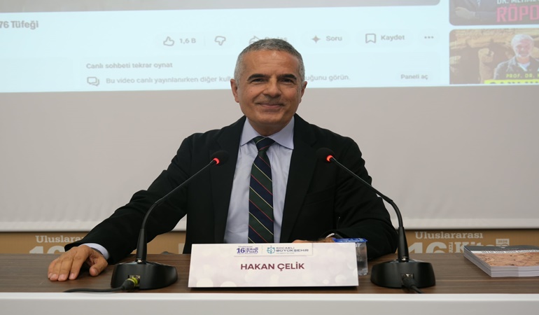 Gazeteci Hakan Çelik’ten Kitap Fuarı övgüsü