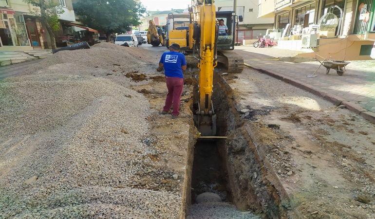 Gebze’de de altyapı hatları yenileniyor