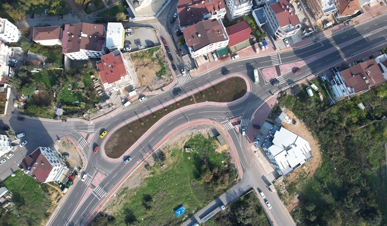 Gebze’de o caddeye dönel kavşak