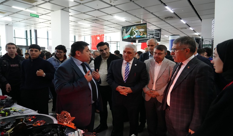 Gebze Ticaret Odası’ndan Çayırova Kariyer ve İstihdam Fuarı’na güçlü katılım