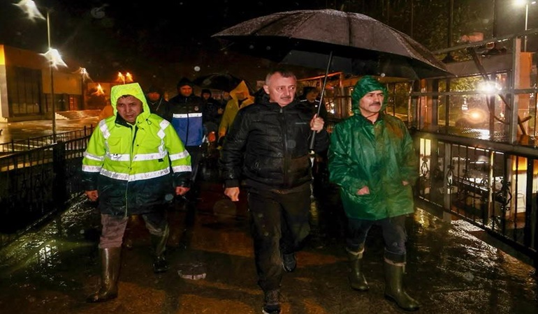 Gece yarısı Kandıra’ya da gittiler