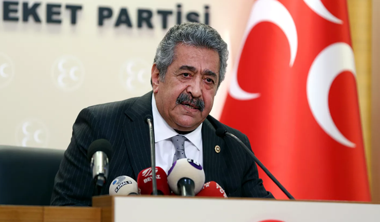 Geçim krizini teröre bağladı!