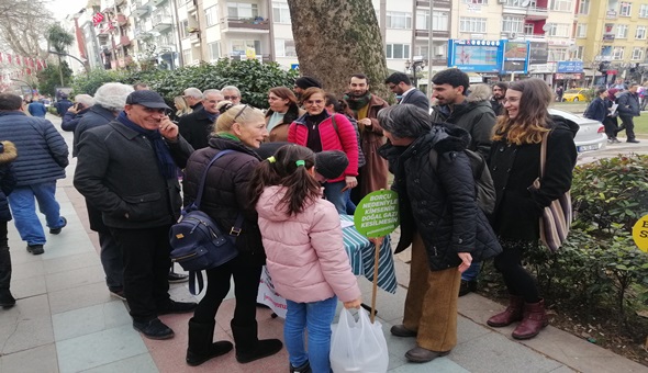 Geçinemiyoruz diyerek imza kampanyası başlattılar