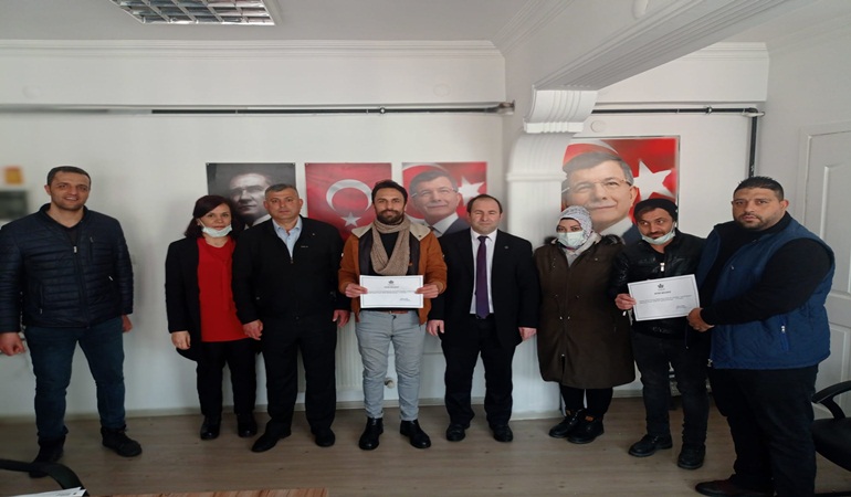 Gelecek İzmit’te atama ve kutlama