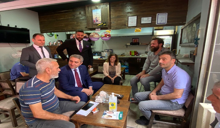 Gelecek Partisi Genel Başkan Yardımcısı Selim Temurci Kocaeli’de vatandaşı dinledi