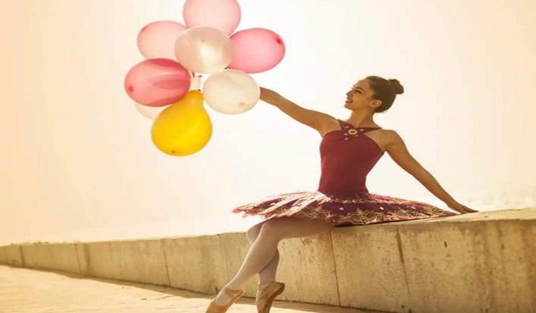 Genç yaşta amansız hastalık olan kansere yenildi