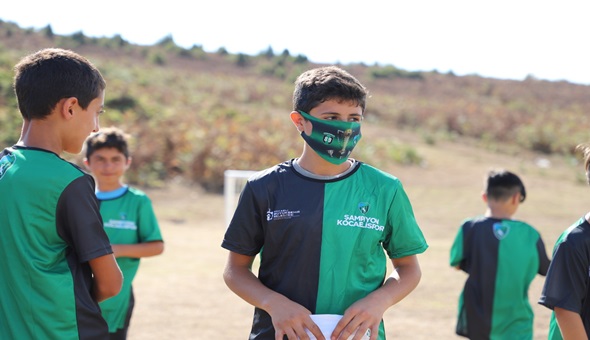 Gençler istedi, Başkan gönderdi