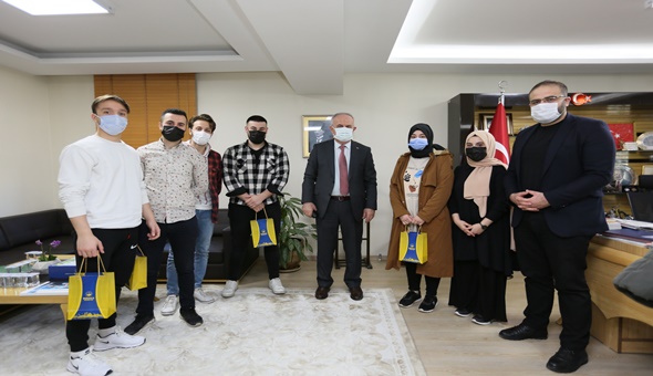 Gençlerimiz geleceğimiz