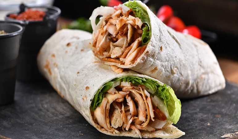 Gençlerimizin, öğrencilerimizin dürümlerini kim yiyor?