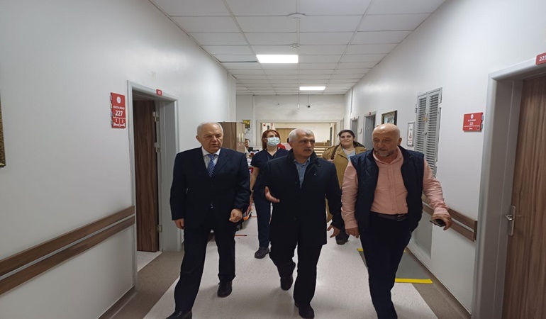 Gergerlioğlu, Bakan Koca’dan Karamürsel’e radyoloji doktoru atanmasını isteyecek