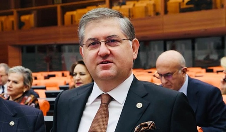 Getirin sandığı, millet kimin suyunun ısındığını tüm dünyaya göstersin